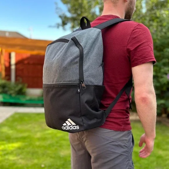 Adidas black back pack - Picture 4 of 4
